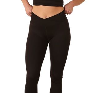 Mika yoga wear Black Gaby legging size S